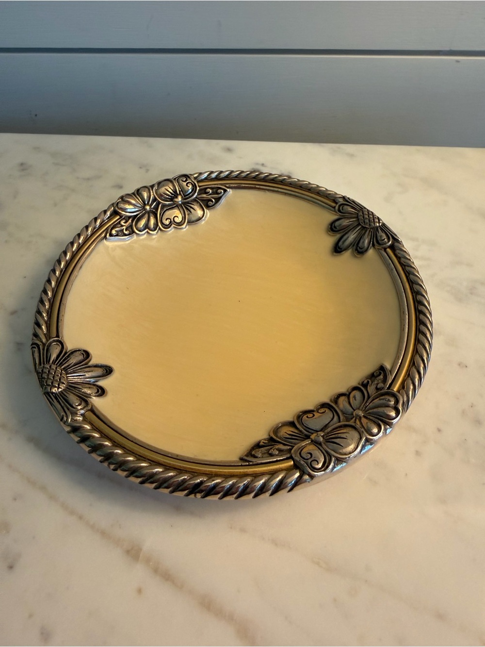 Brighton Pretty Pearl Trinket Tray